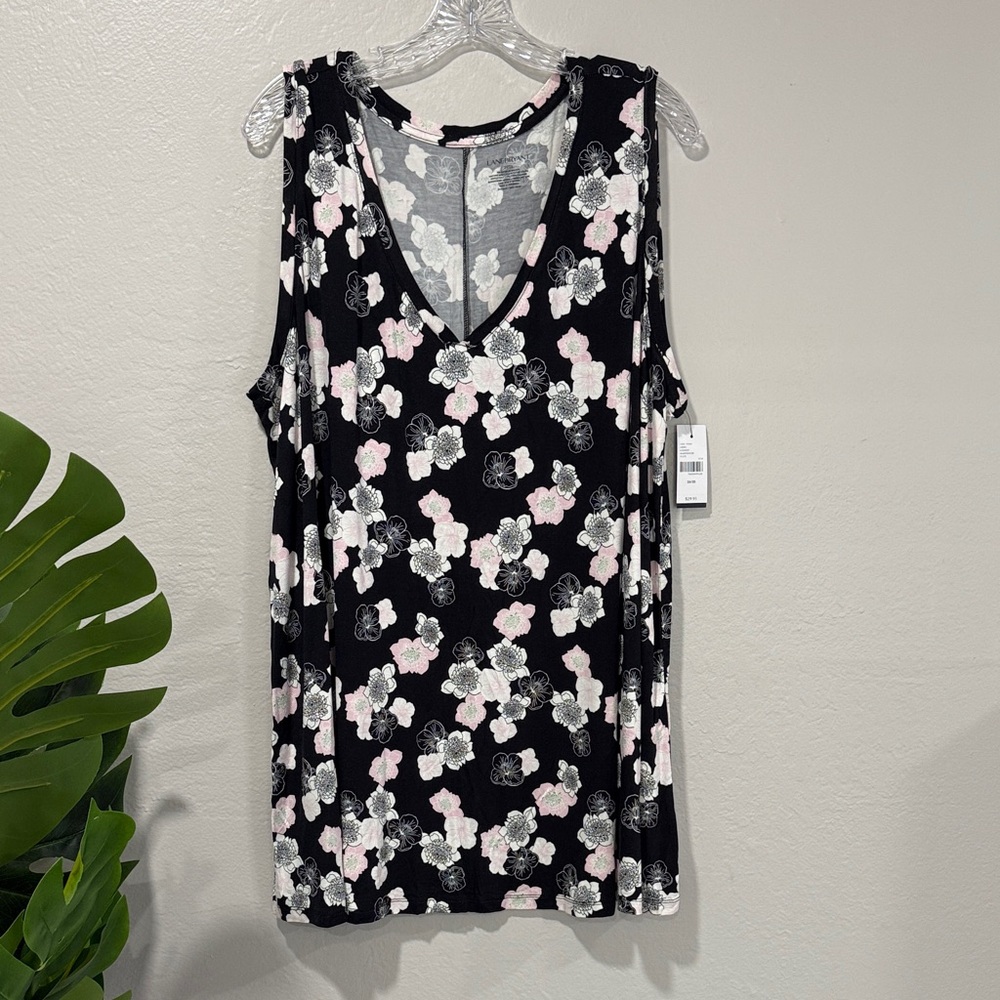 NWT Lane Bryant Floral Sleeveless Top the swing collection plus size 26/28